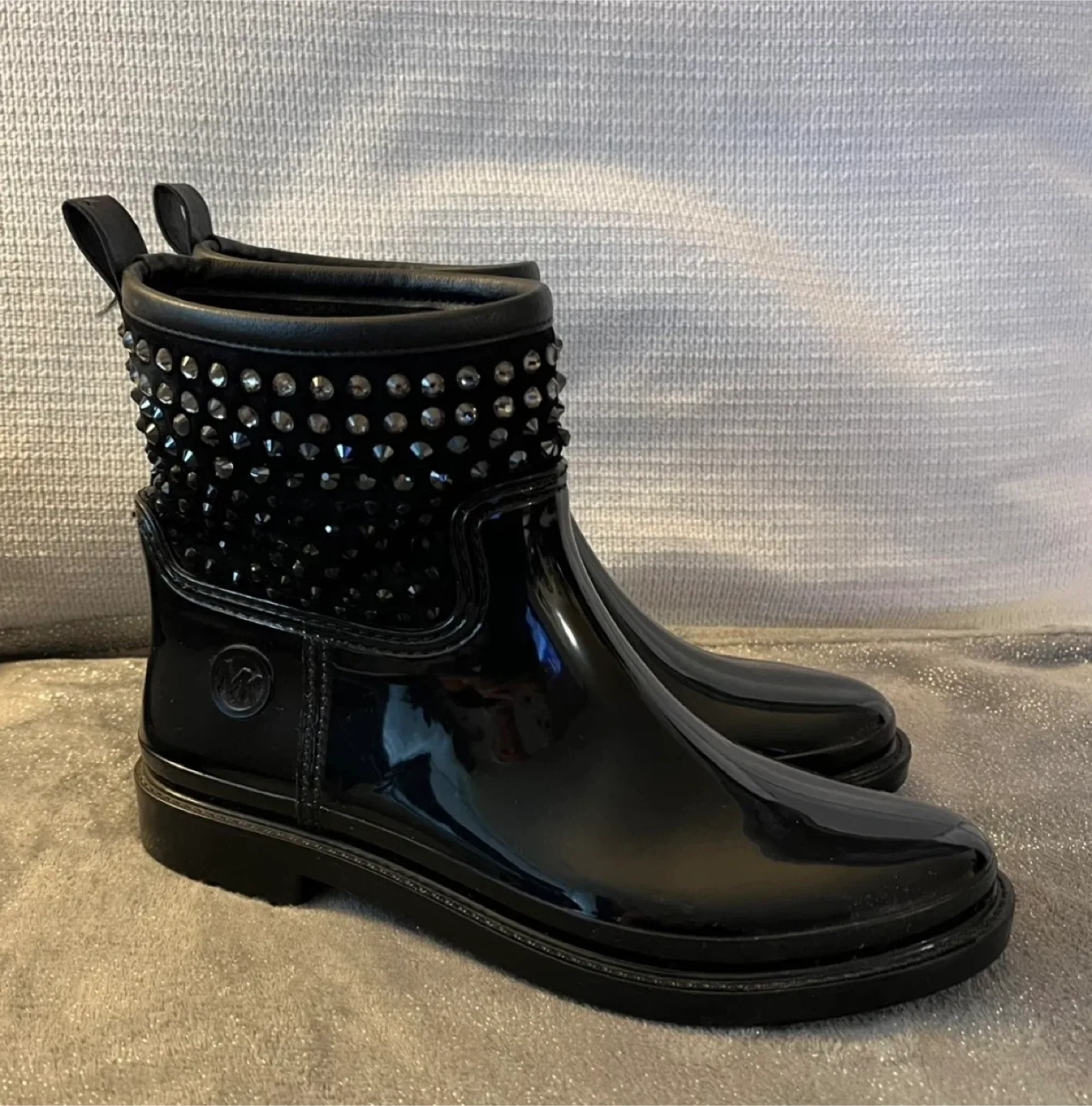 Michael Kors Studded Rain Boots Size 7.5-8 image indicator(10)