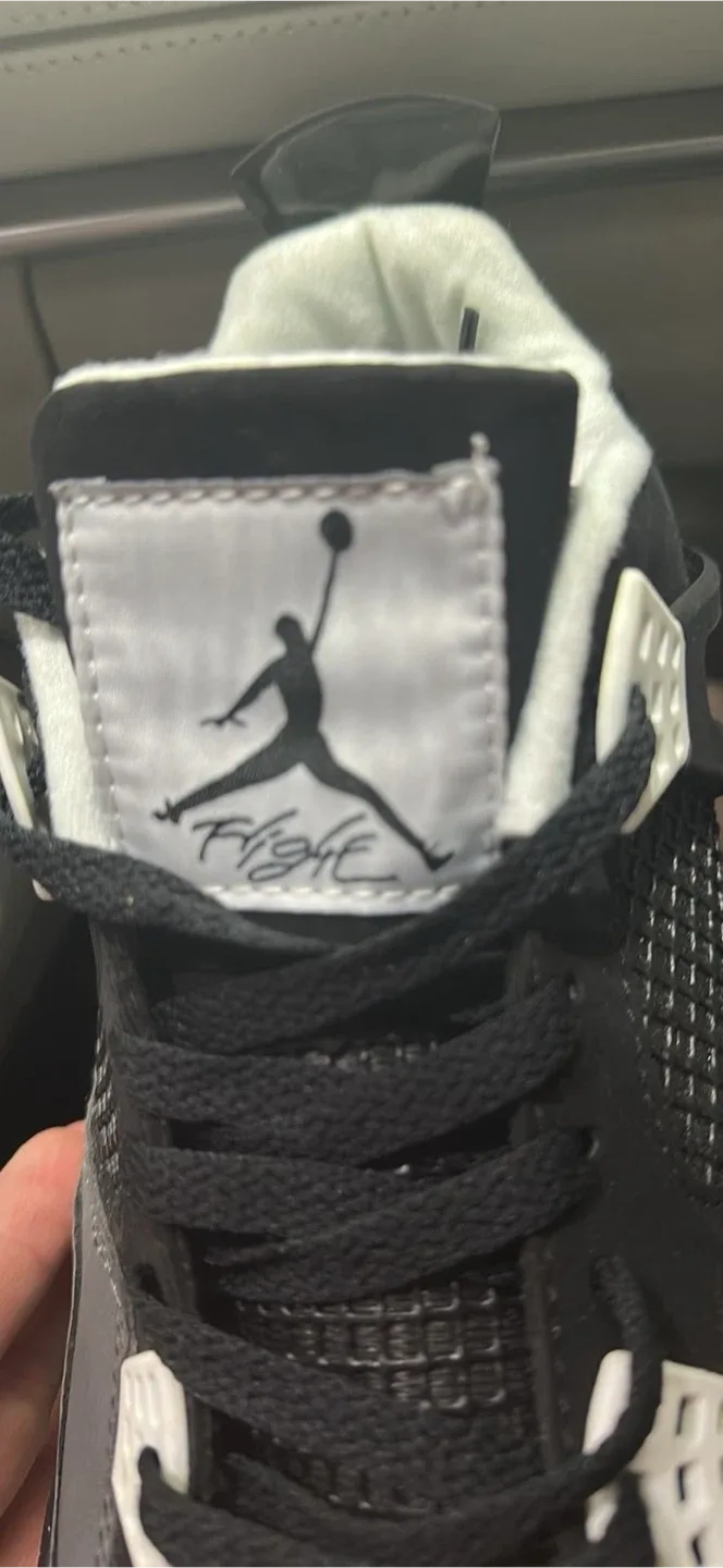 Air Jordan 4 Retro Brand new