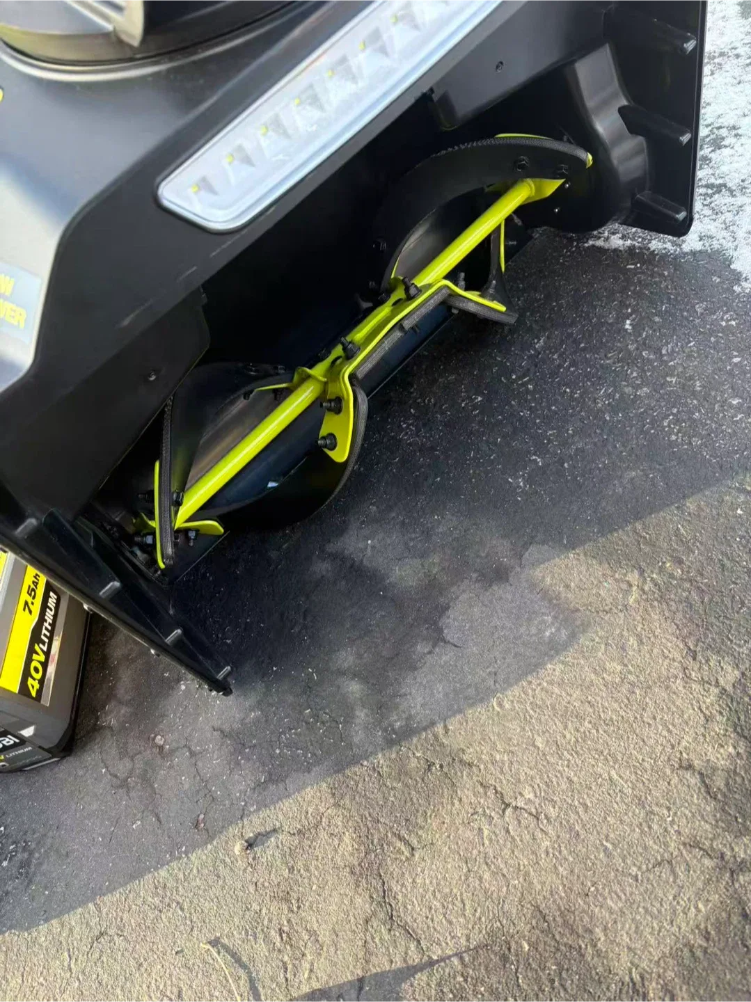 Ryobi Snow Blower with two batteries and charger image indicator(6)