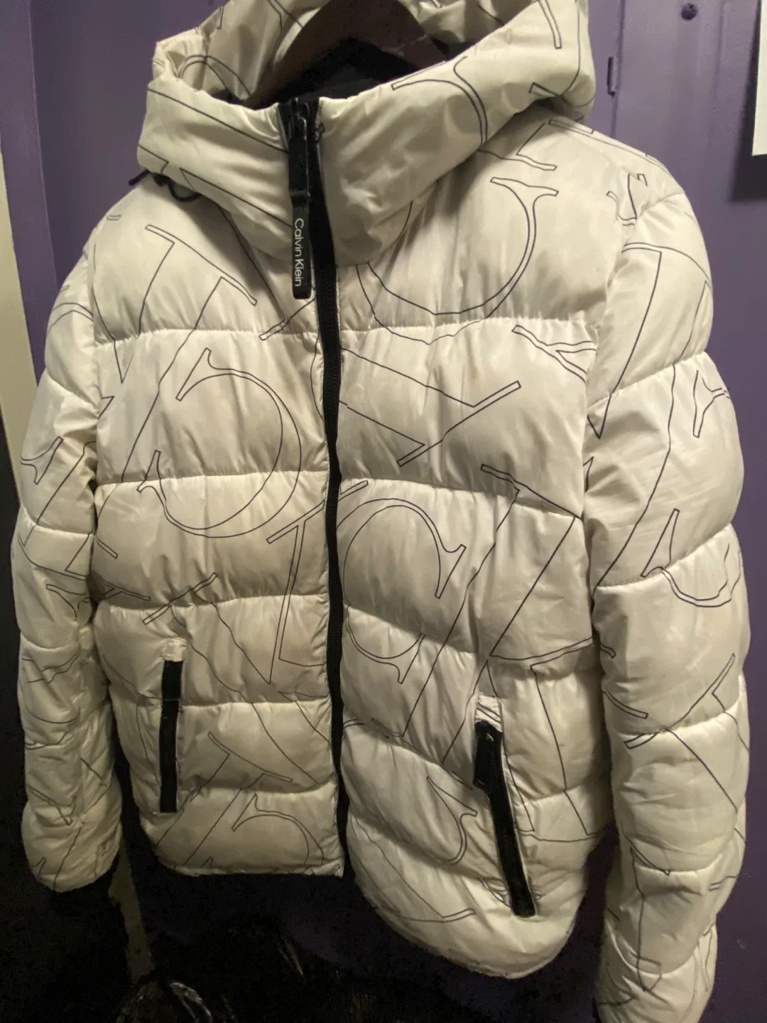 White goose feather Calvin Klein M Jacket image indicator(4)