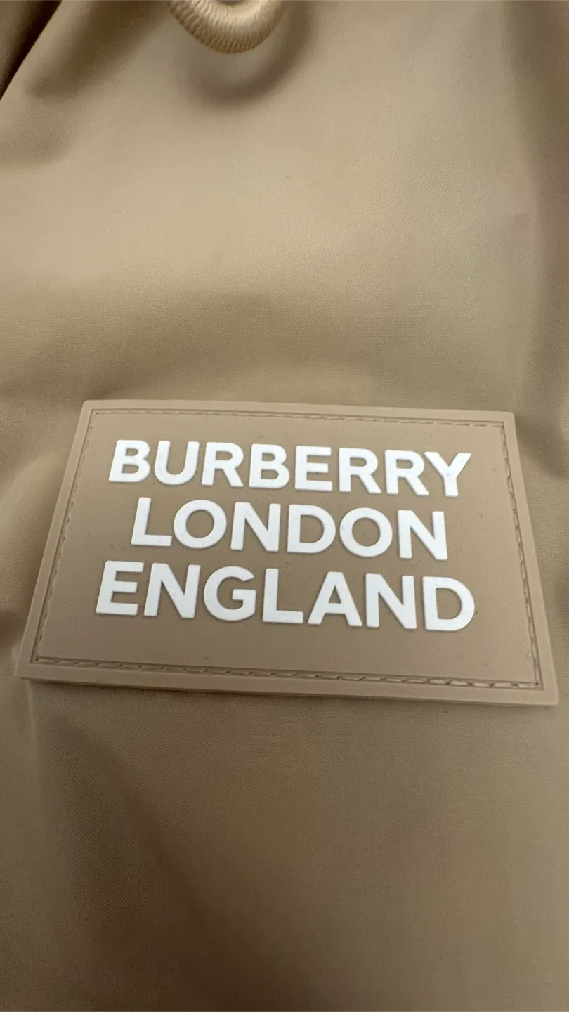 Burberry Oxclose 524 Classic Raincoat - Size 6 image indicator(4)