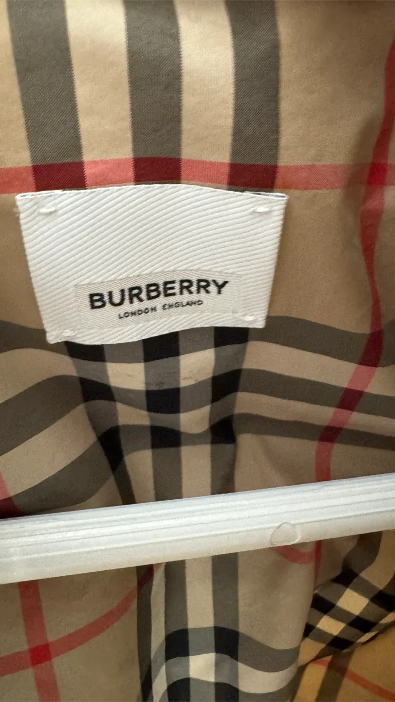 Burberry Oxclose 524 Classic Raincoat - Size 6 image indicator(6)