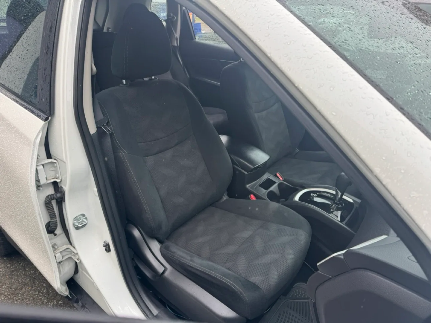 2015 Nissan Rogue S FWD image indicator(8)