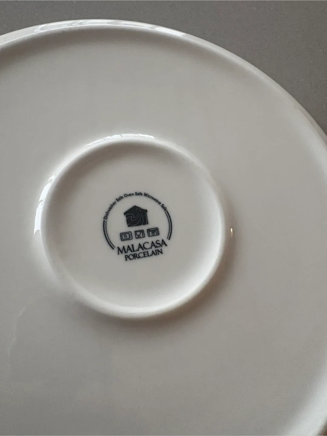 MALACASA Porcelain Dinnerware Set image indicator(2)