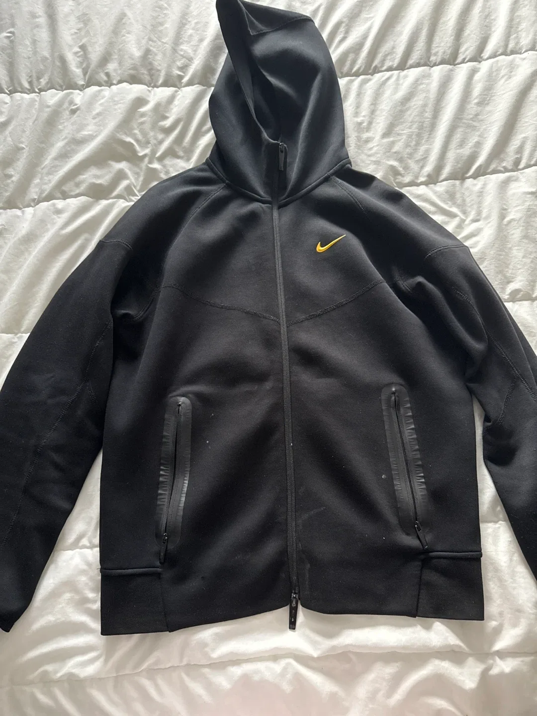 Nike Black image indicator(2)