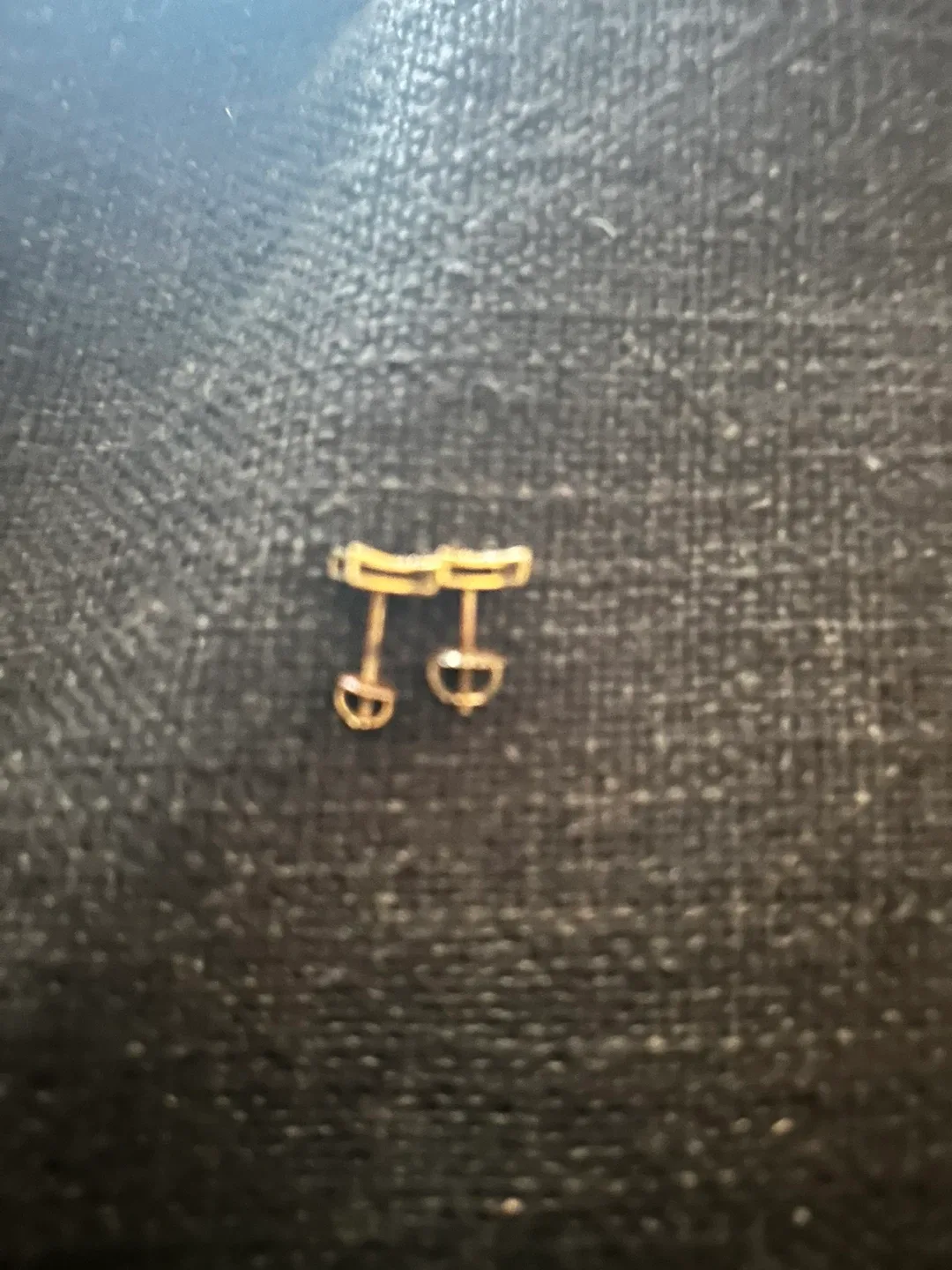 10k Stud Earrings image indicator(5)