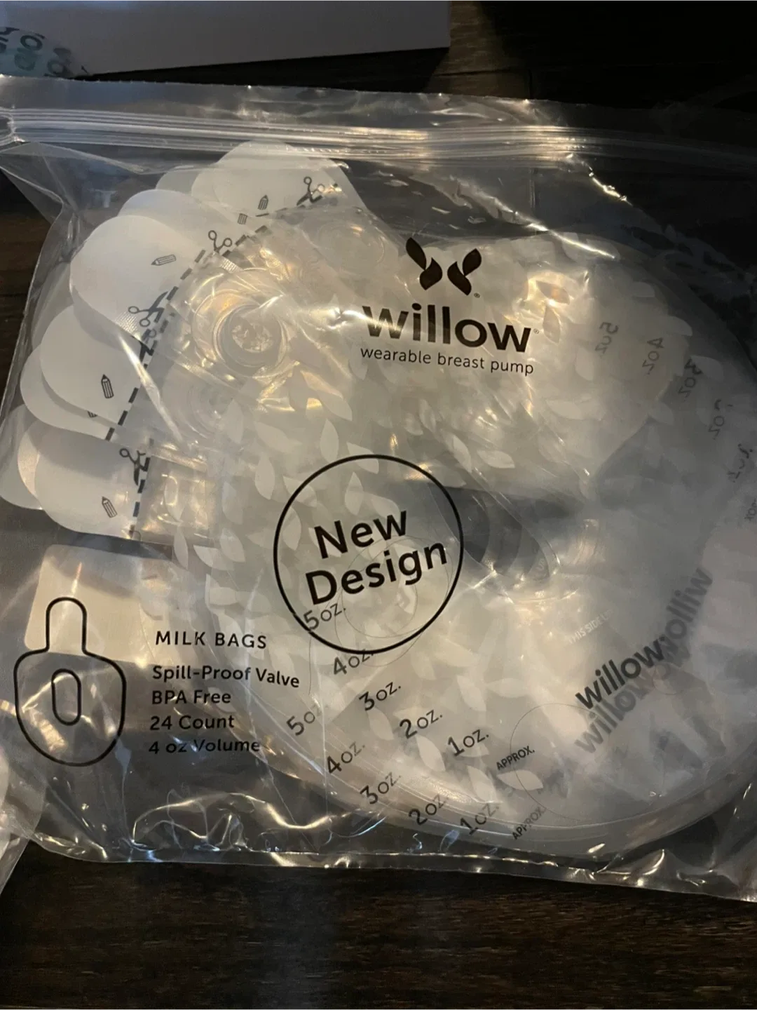 Willow Wearable Breast Pump 2.0 with Accessories image indicator(6)