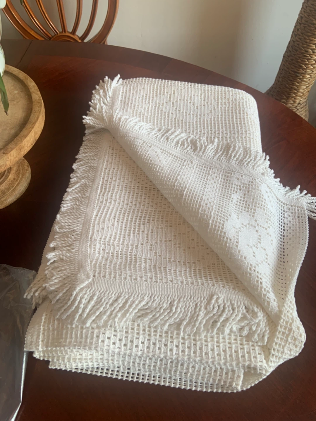 New European Off- White Tablecloth•Runner - photo 2