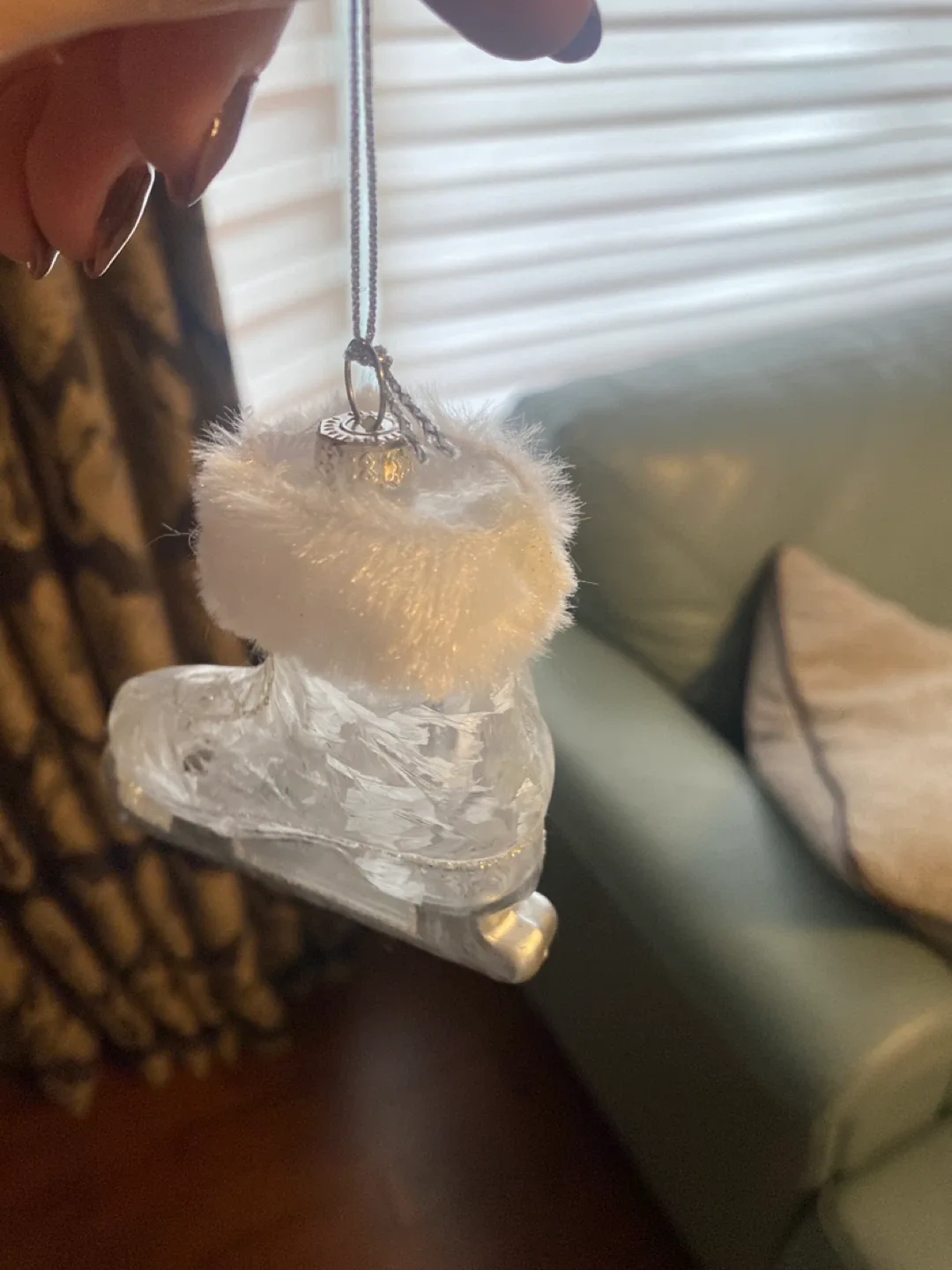 Christmas Tree Ornaments image indicator(3)