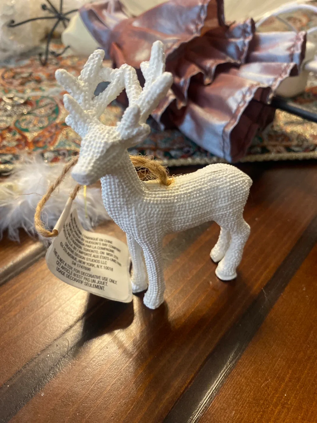 Christmas Tree Ornaments image indicator(4)