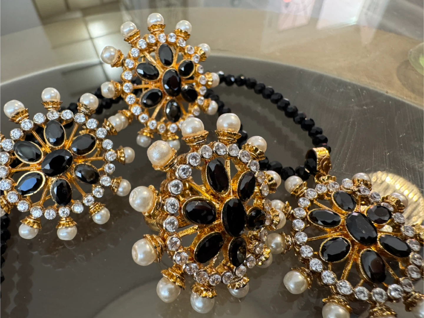 Black & Gold Floral Pearl Necklace
