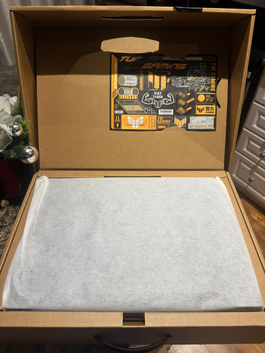 ASUS TUF Gaming F15 Laptop image indicator(2)