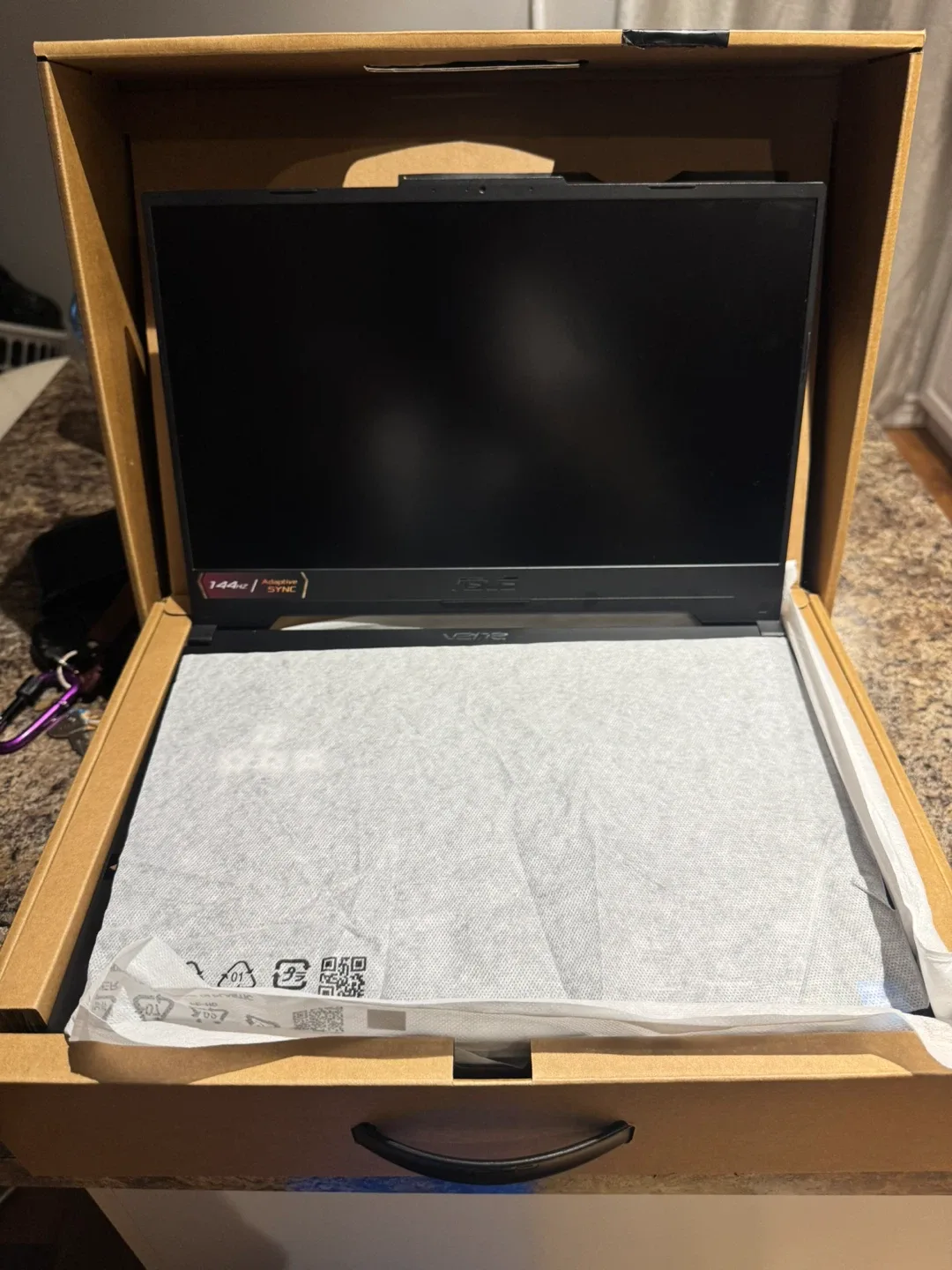 ASUS TUF Gaming F15 Laptop image indicator(3)