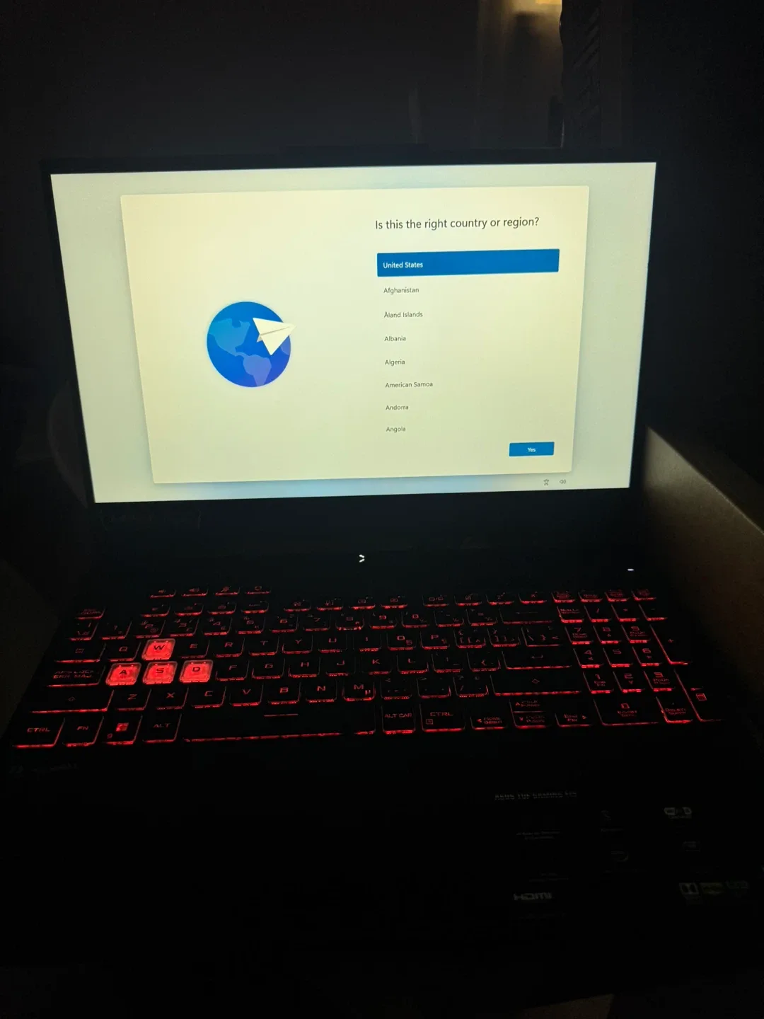 ASUS TUF Gaming F15 Laptop image indicator(7)