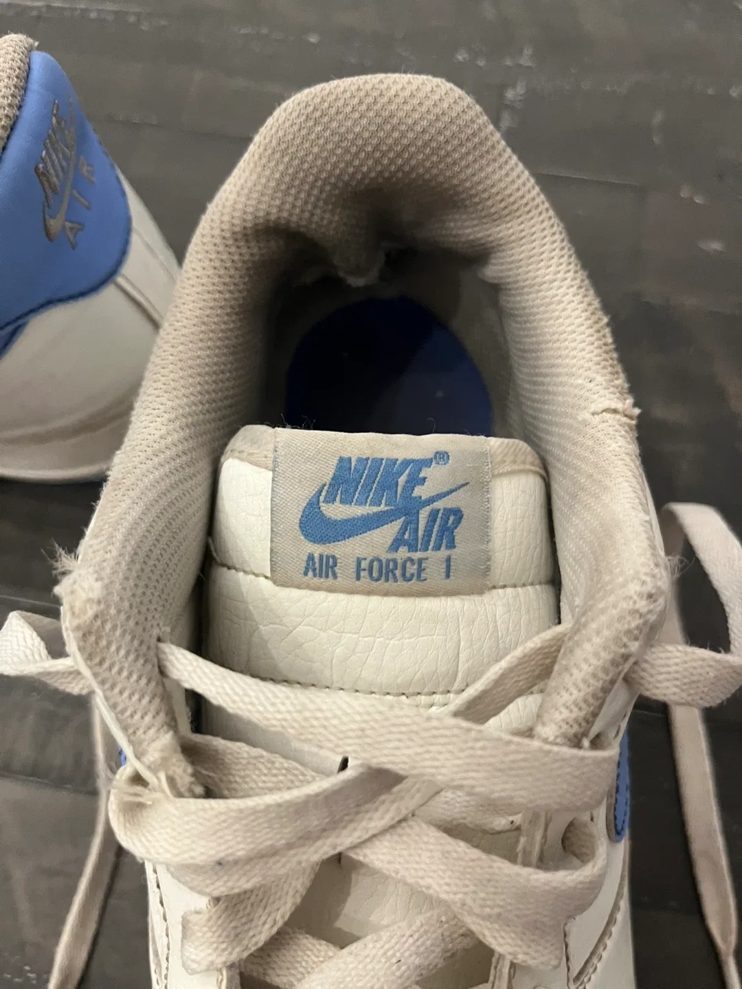 Women's Nike Air Force 1 Low White Blue Size 8 image indicator(4)