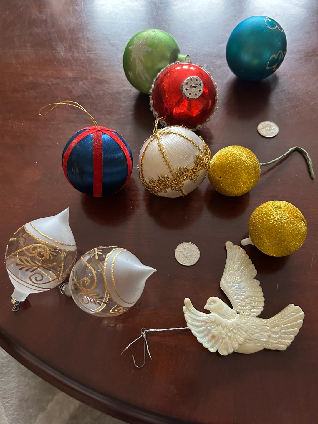 $8 mixed lot of 10 Xmas bulbs Christmas tree decorations