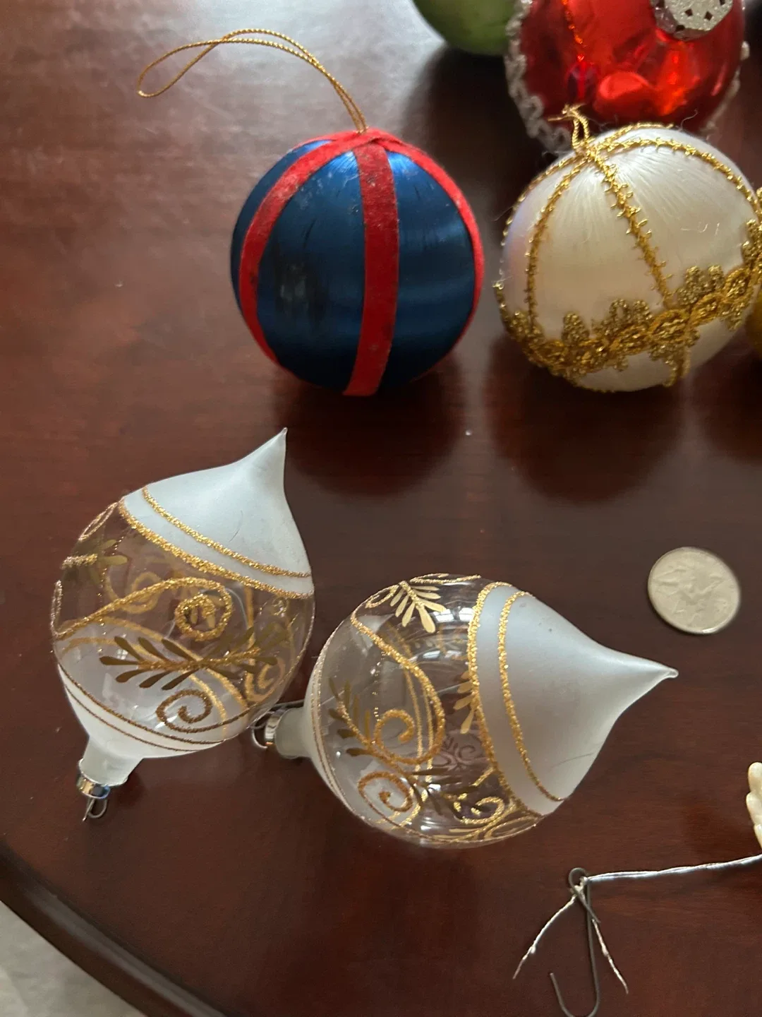 $8 mixed lot of 10 Xmas bulbs Christmas tree decorations image indicator(9)