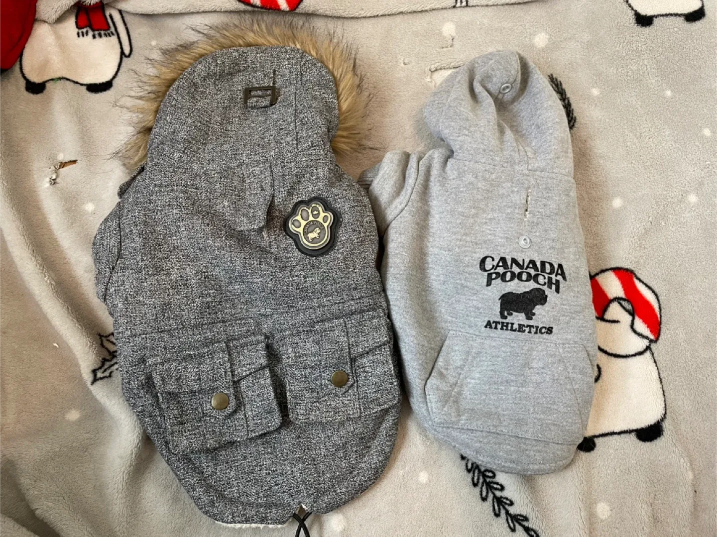 XS 10” Canada Pooch Dog Winter Coat & Sweater