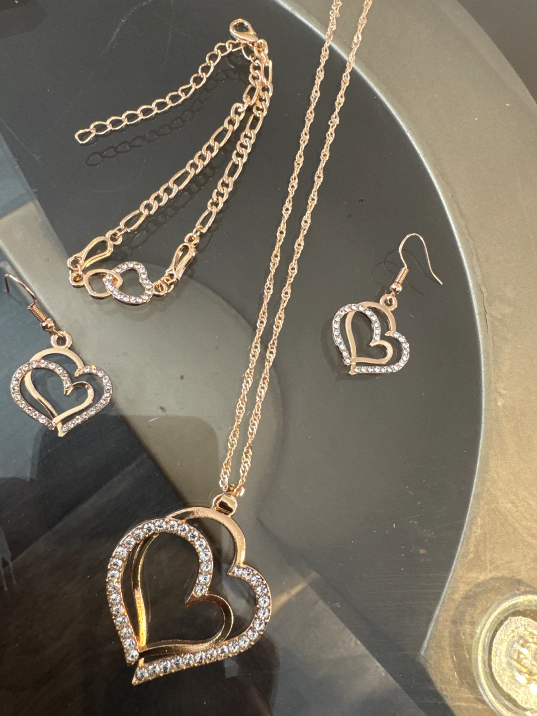 Golden Heart Jewelry Set - New - photo 3