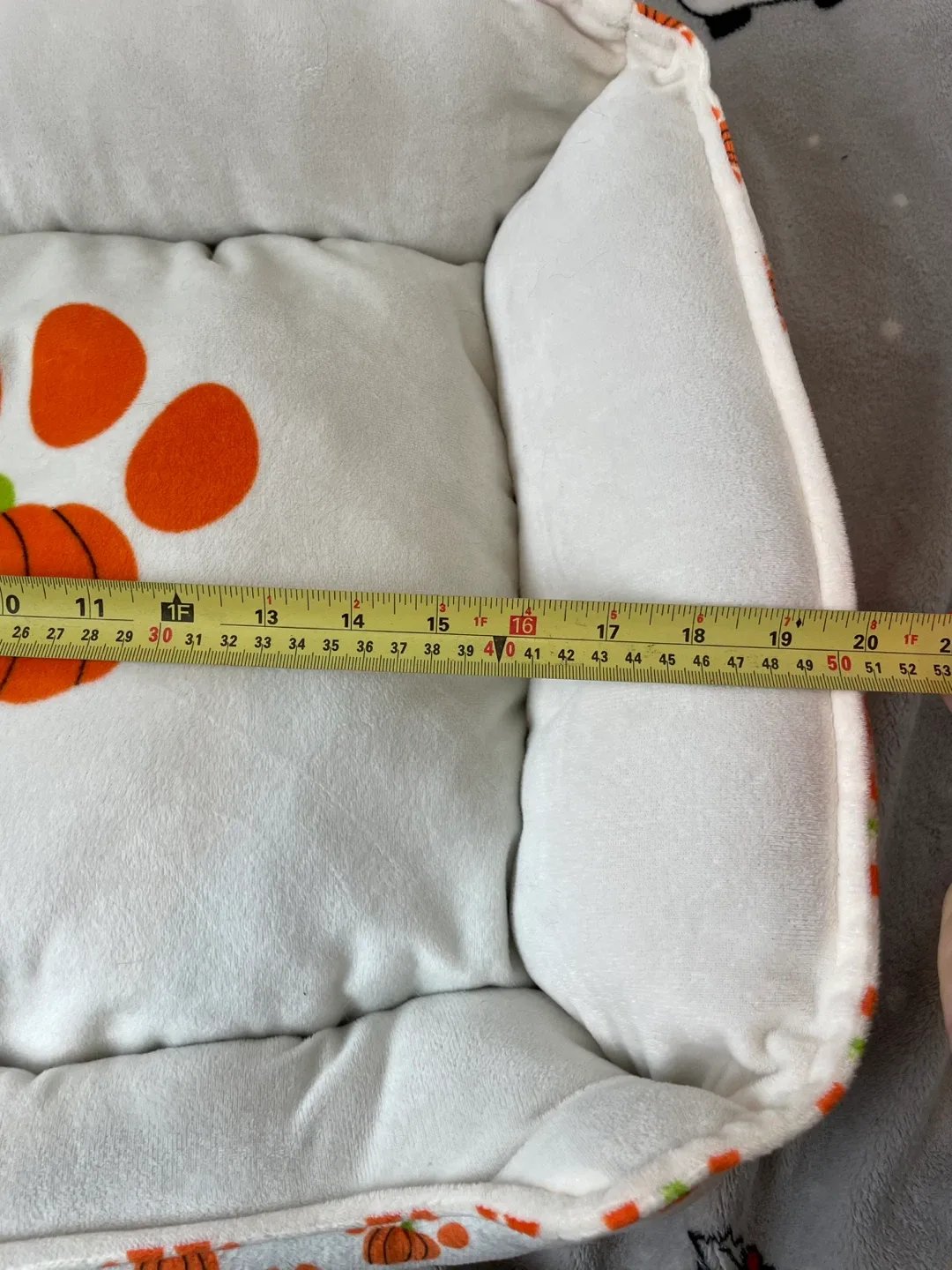 Small Dog/Cat Bed image indicator(3)