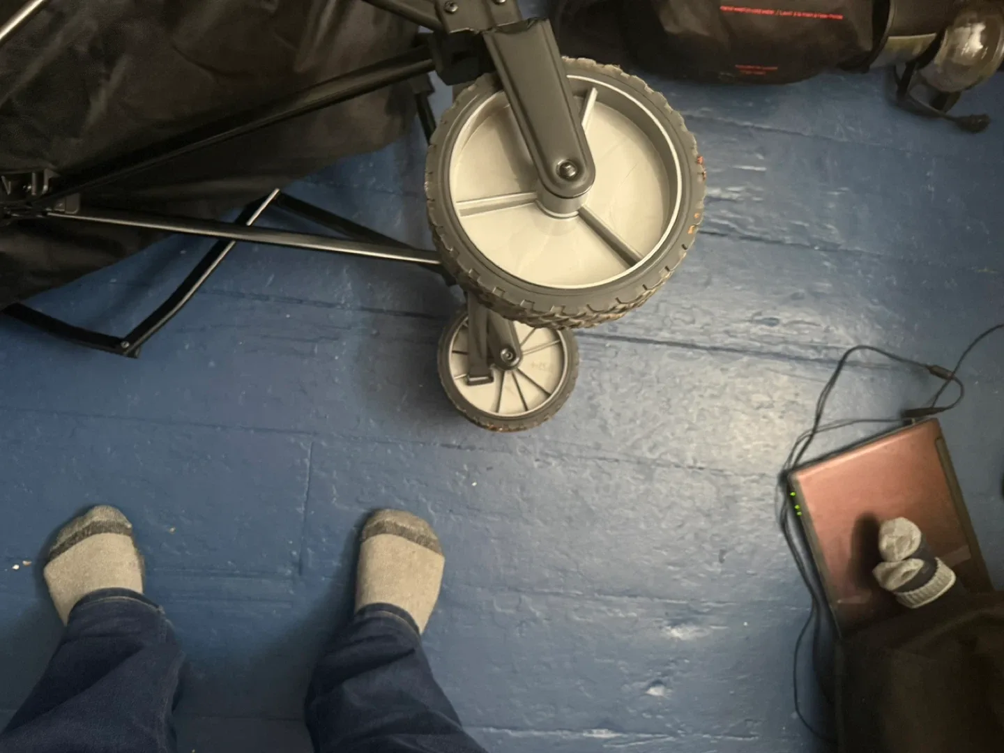 Ozark Trail Collapsible Wagon image indicator(7)