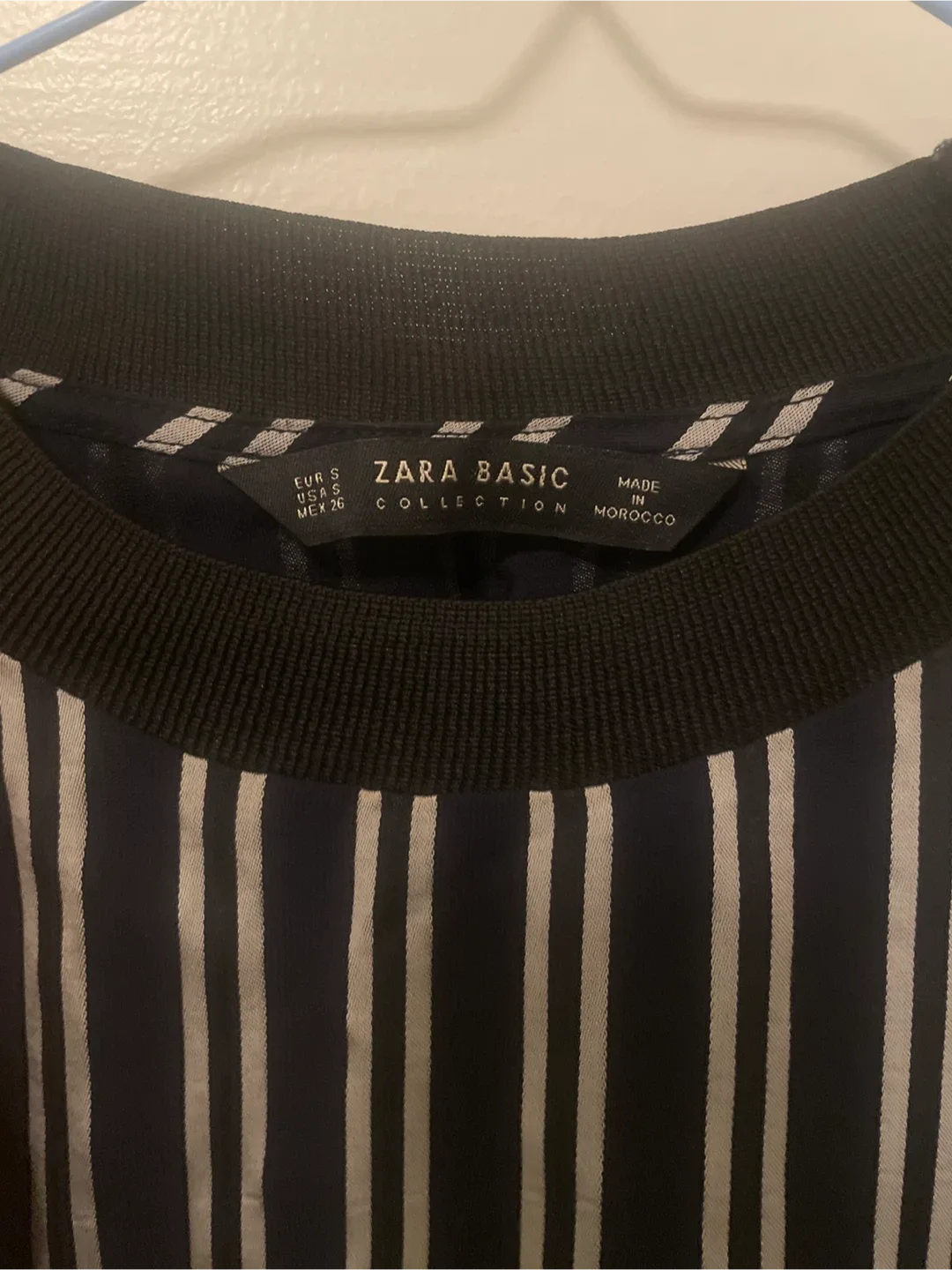 Zara Basic Striped Top - Size S image indicator(3)