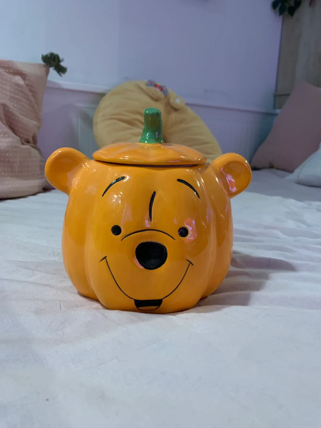 ‼️MOVING SALE‼️Halloween Winnie the Pooh cookie jar