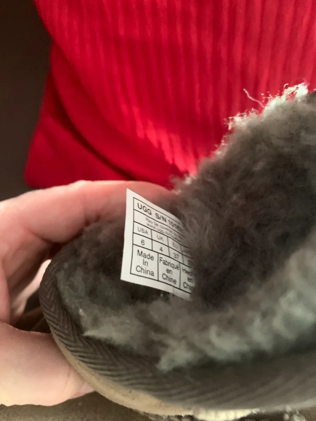 UGG Mini Boots, Size 6 image indicator(3)