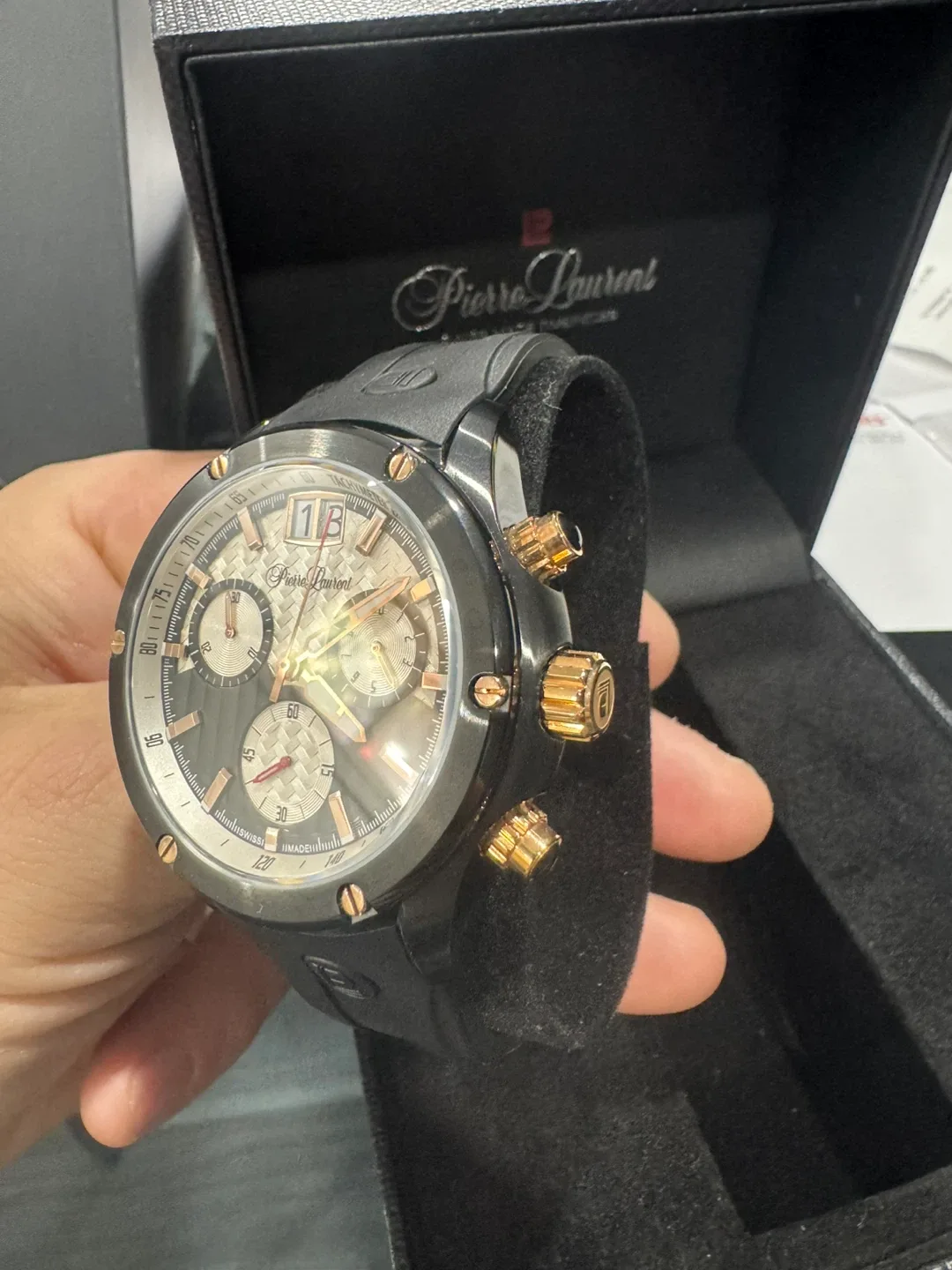 Pierre Laurent Swiss Made Men's Watch image indicator(2)