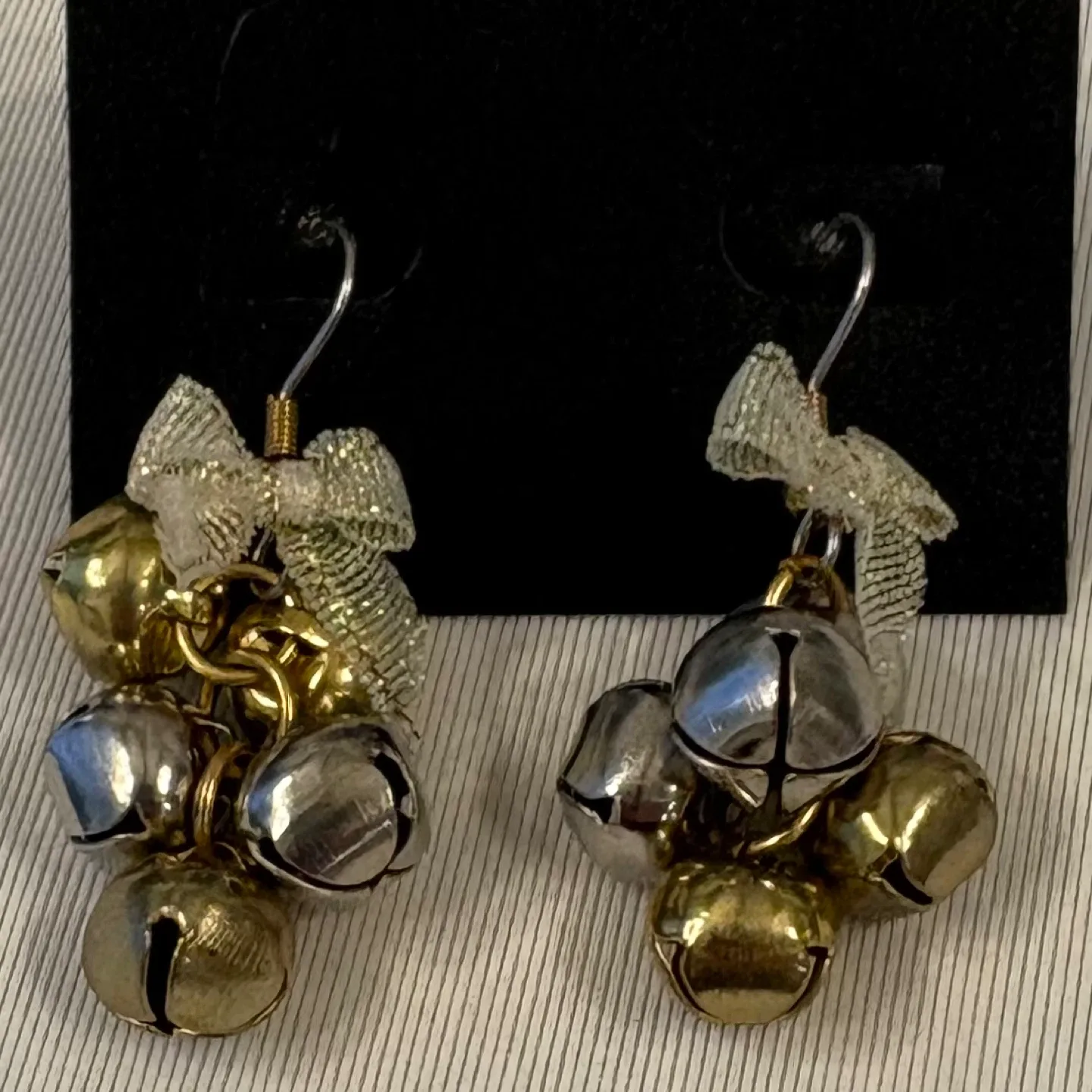 Jingle Bell Cluster Christmas Holiday Dangle Earrings image indicator(2)