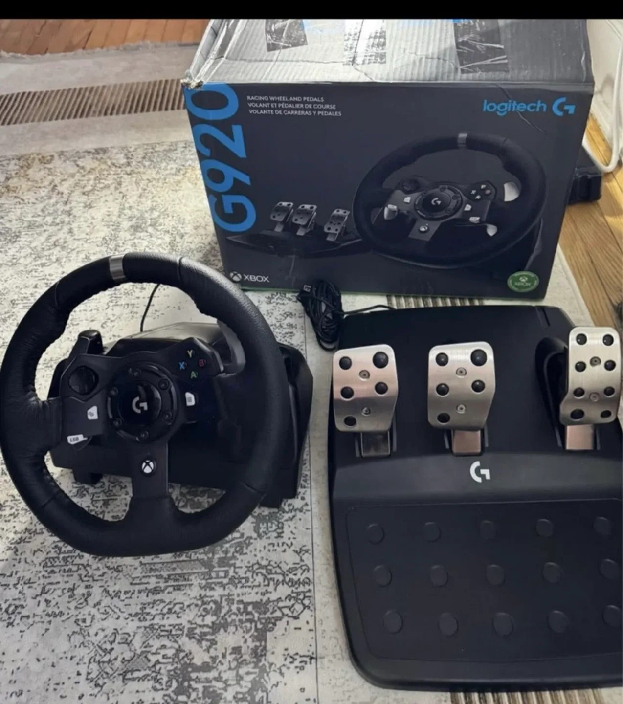 Logitech G920 Racing Wheel & Pedals for Xbox/PC image indicator(2)
