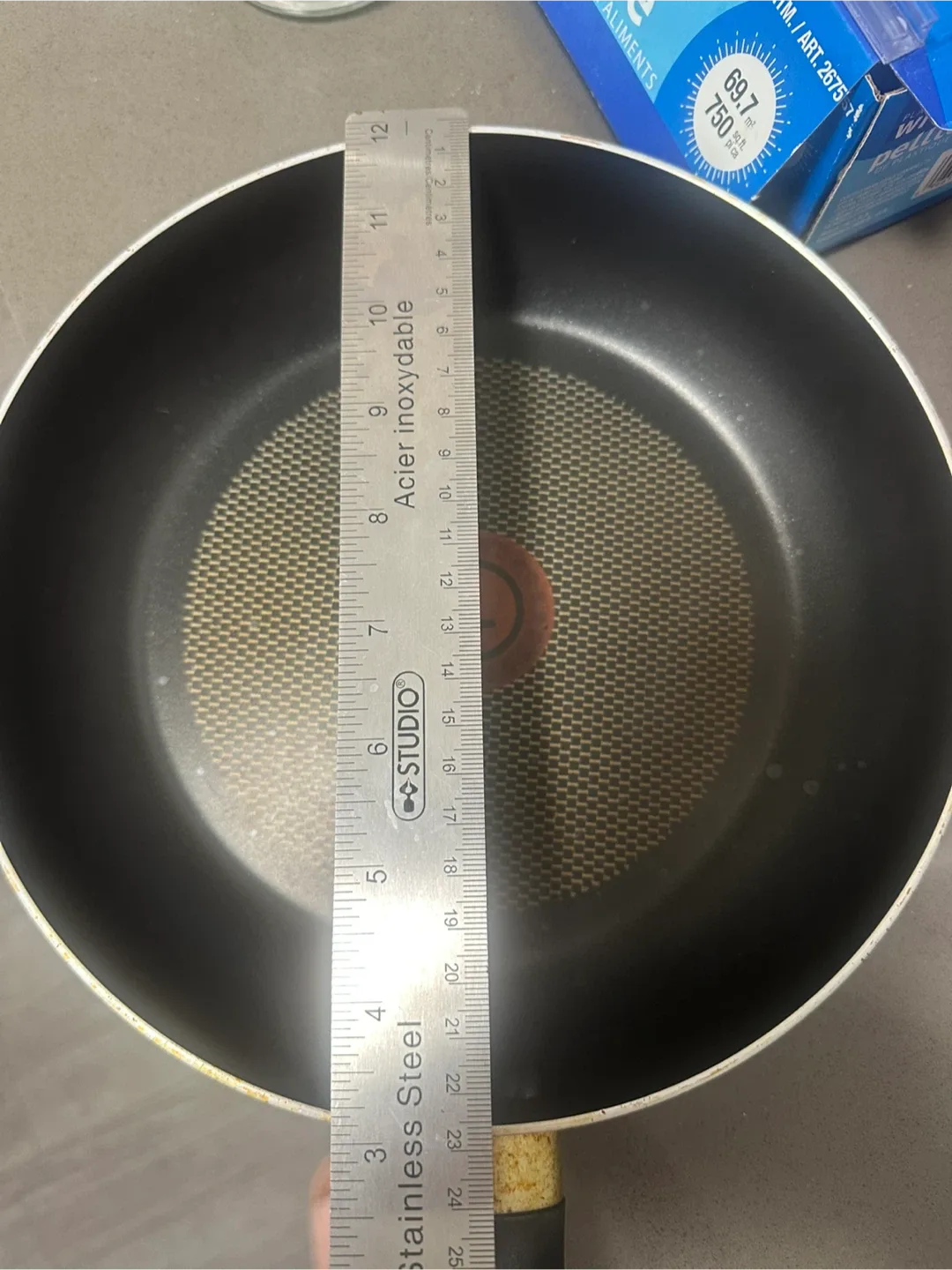 T-fal Frying Pan - 22cm