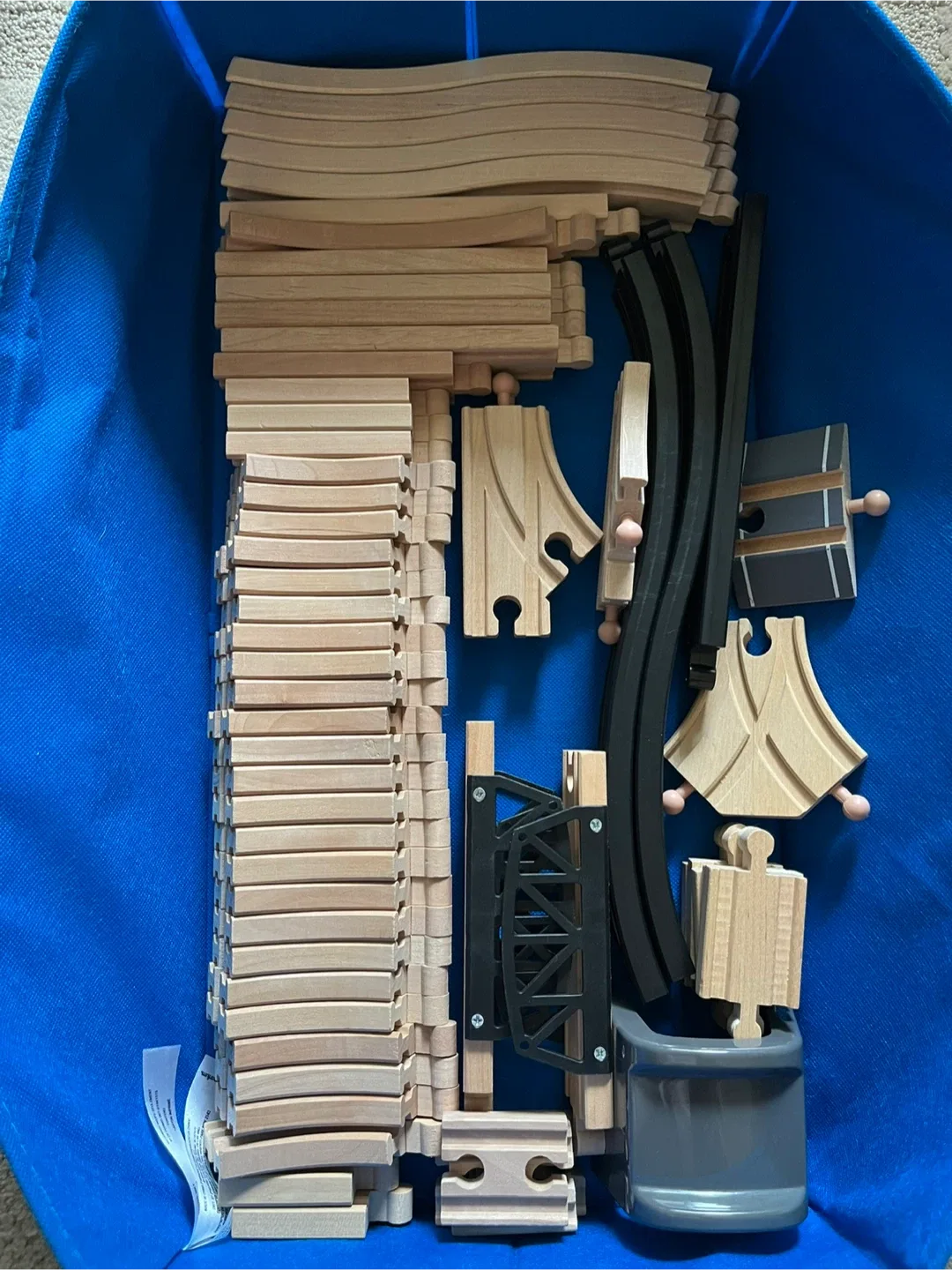 Imagination Metro Line Train Table with Wooden Train Set image indicator(4)