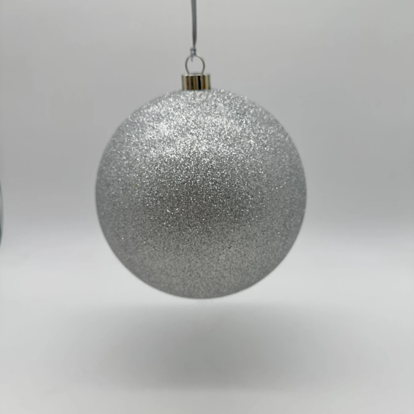 Silver Glitter Christmas Ball Ornament 19cm – Used