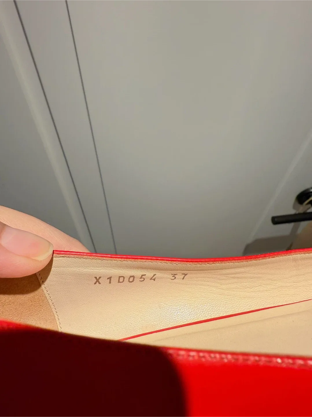 Giorgio Armani Red Leather Flats - Size 37/ US 6.5 image indicator(4)