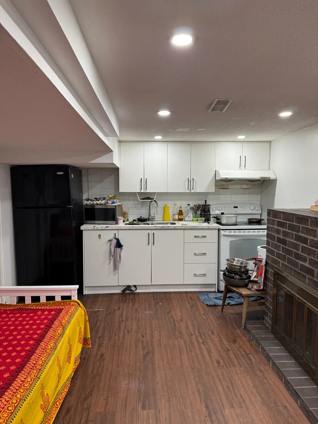 1 bed 1 bath private basement apartment image indicator(6)