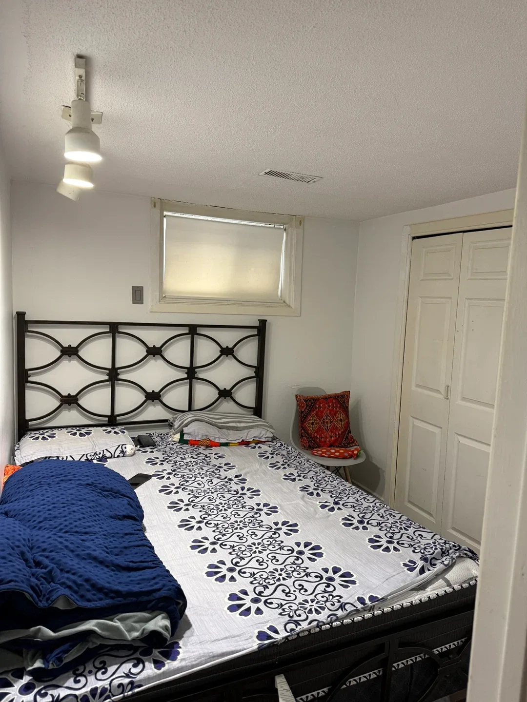 1 bed 1 bath private basement apartment image indicator(5)