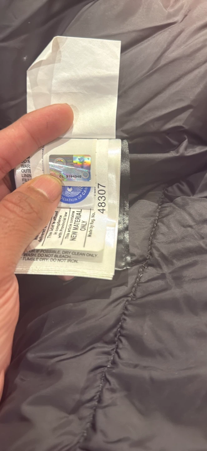Canada Goose Red Parka - Size L - photo 5