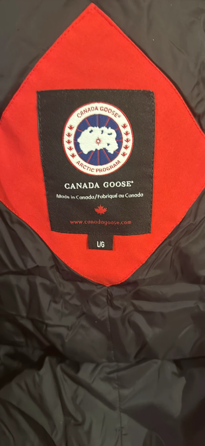 Canada Goose Red Parka - Size L - photo 2