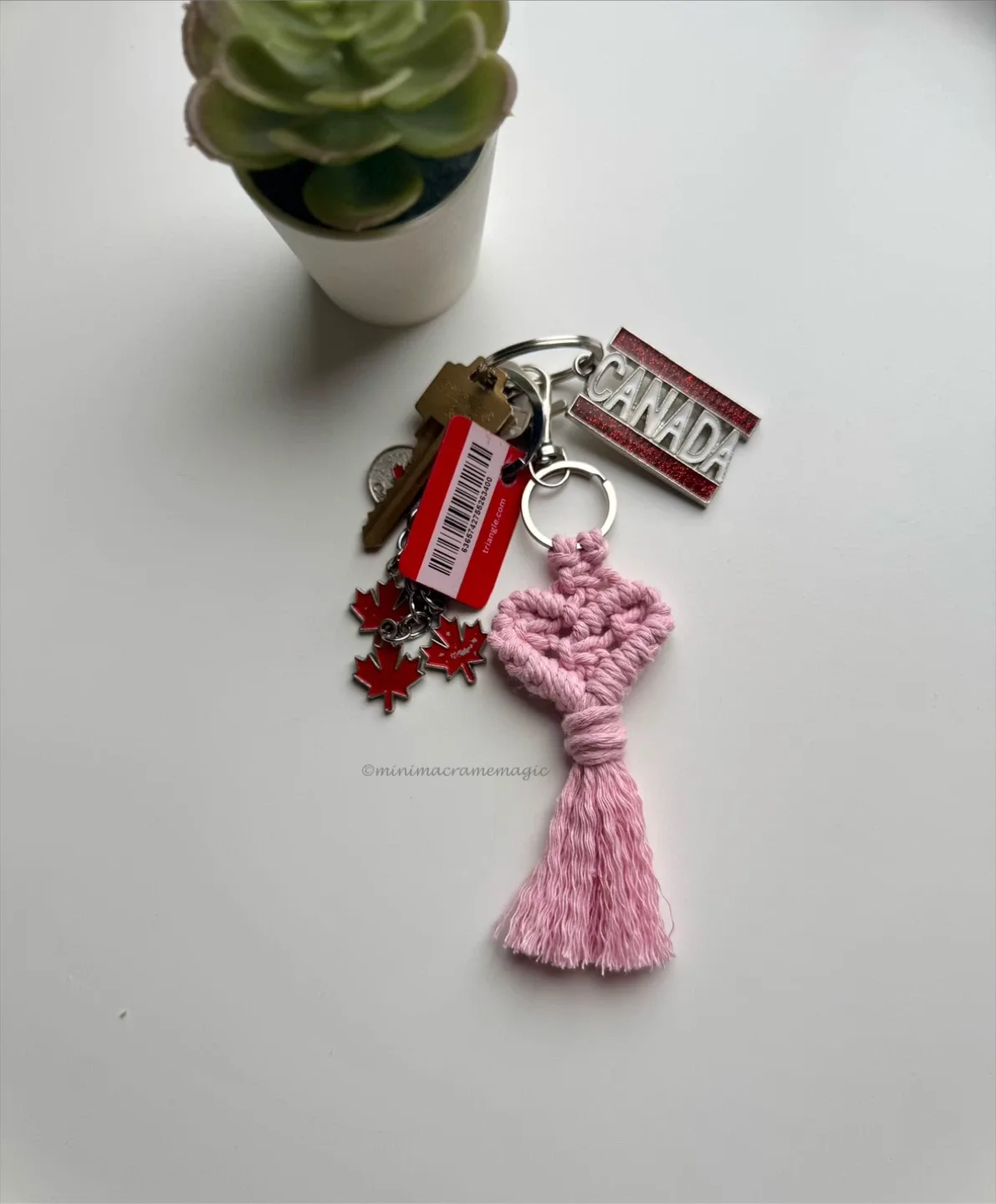 Handmade Macrame Heart Tassel Keychain image indicator(2)