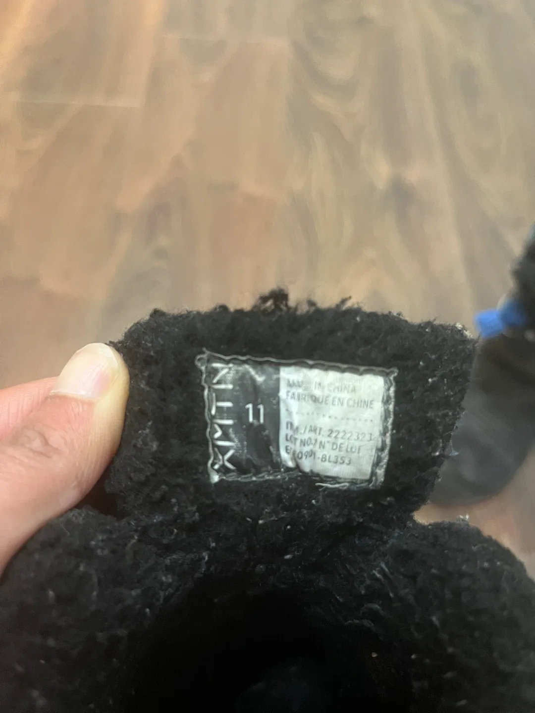 XMTN Winter Boots Size 11 image indicator(3)