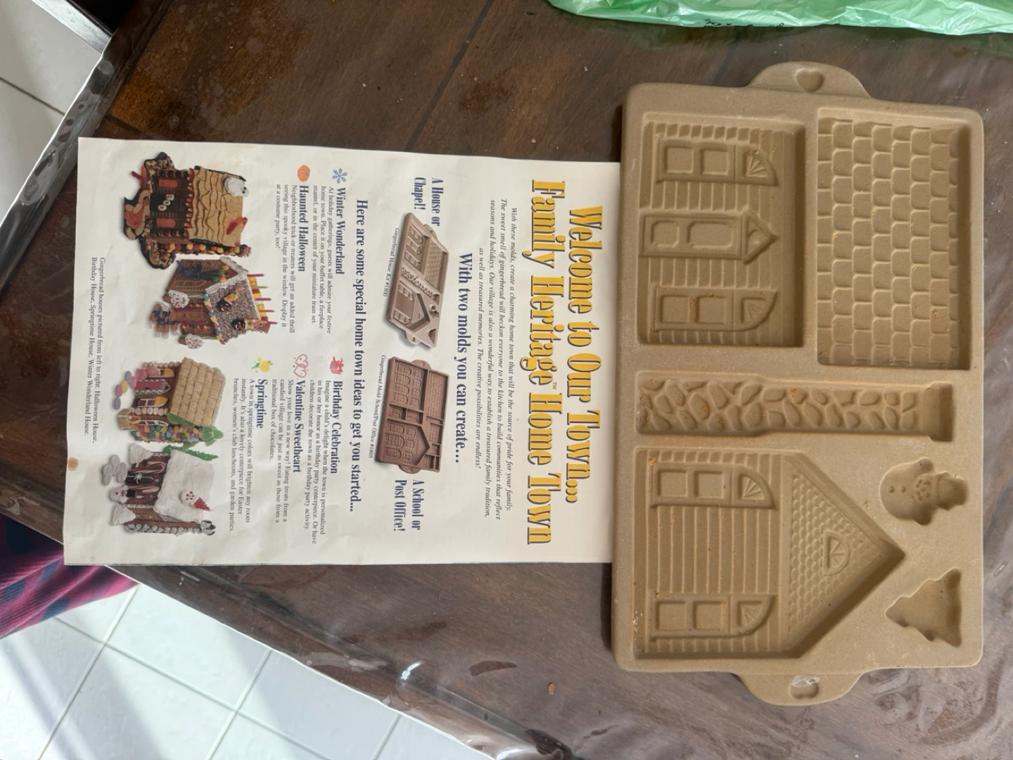 Pampered Chef Gingerbread House Kit #1800 - photo 3