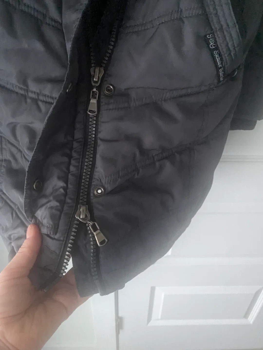 Grey Puffer Jacket image indicator(6)