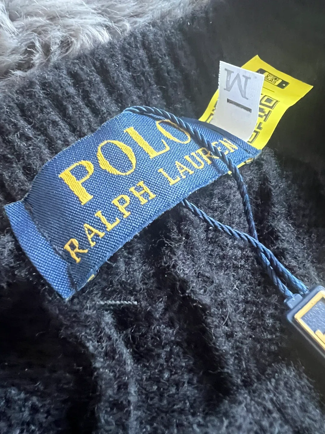 Polo knet sweater image indicator(4)