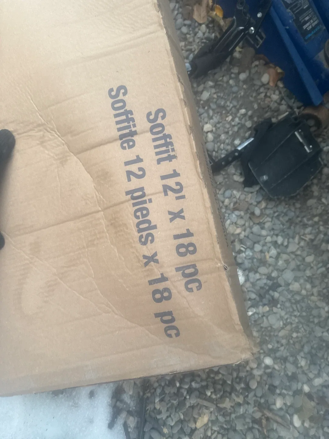 Royal Building 4 Panel Classic Soffit - Black 18x12 FT image indicator(3)