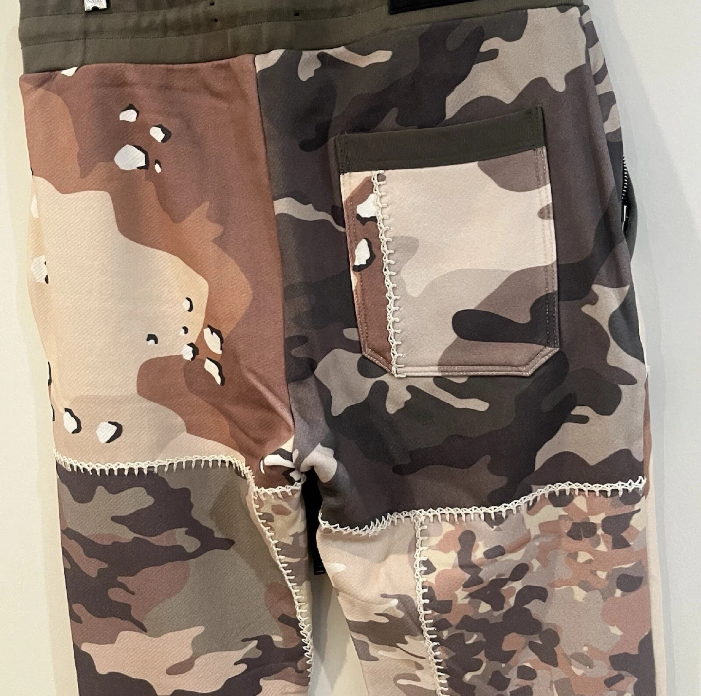 Amiri Camo Patchwork Sweatpants - photo 4