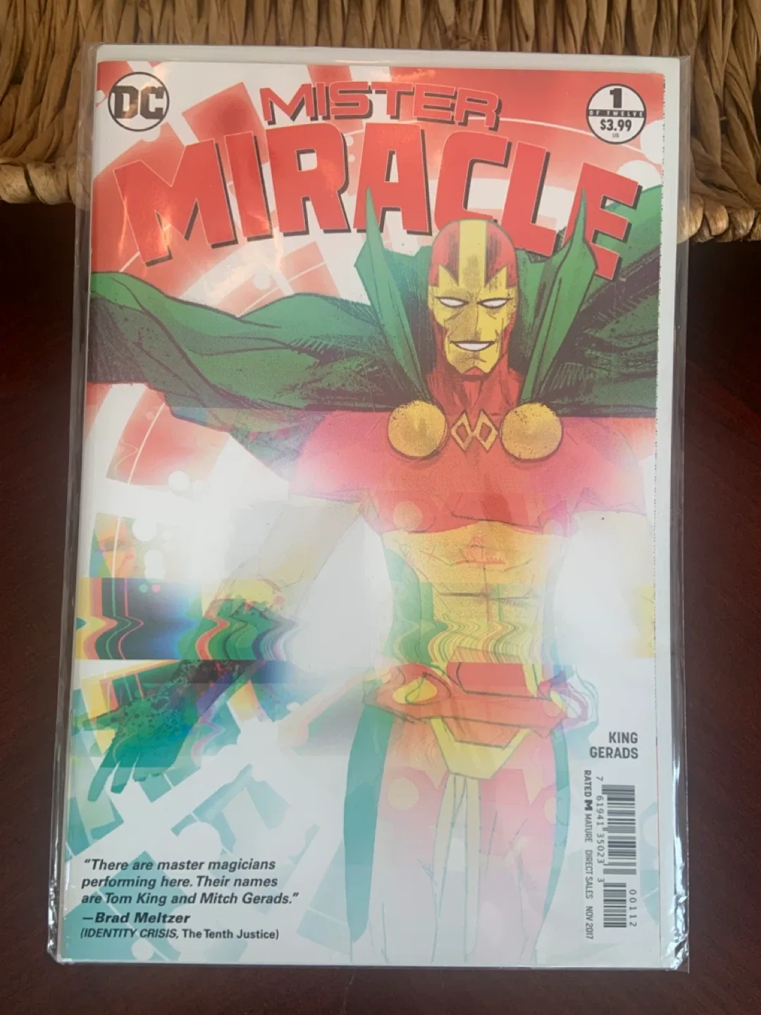 Mister Miracle #1 Comic Book by Tom King and Mitch Gerads image indicator(2)