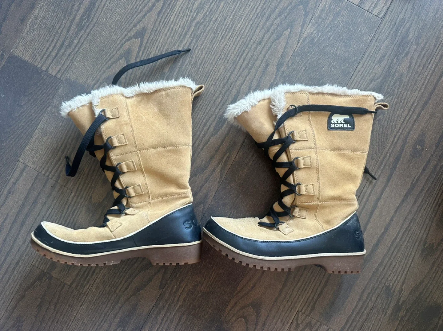 Sorel Tofino II Boots Size 9.5
