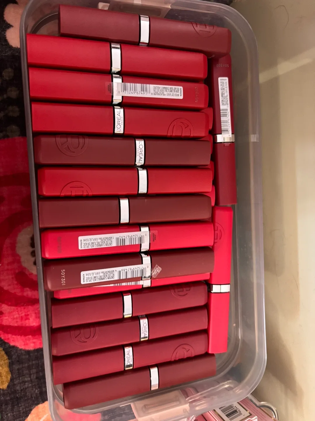 Mixed Lot of Makeup image indicator(7)