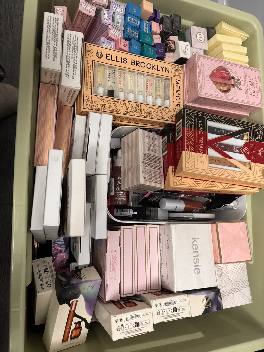 Perfume  - Designer Brands image indicator(4)